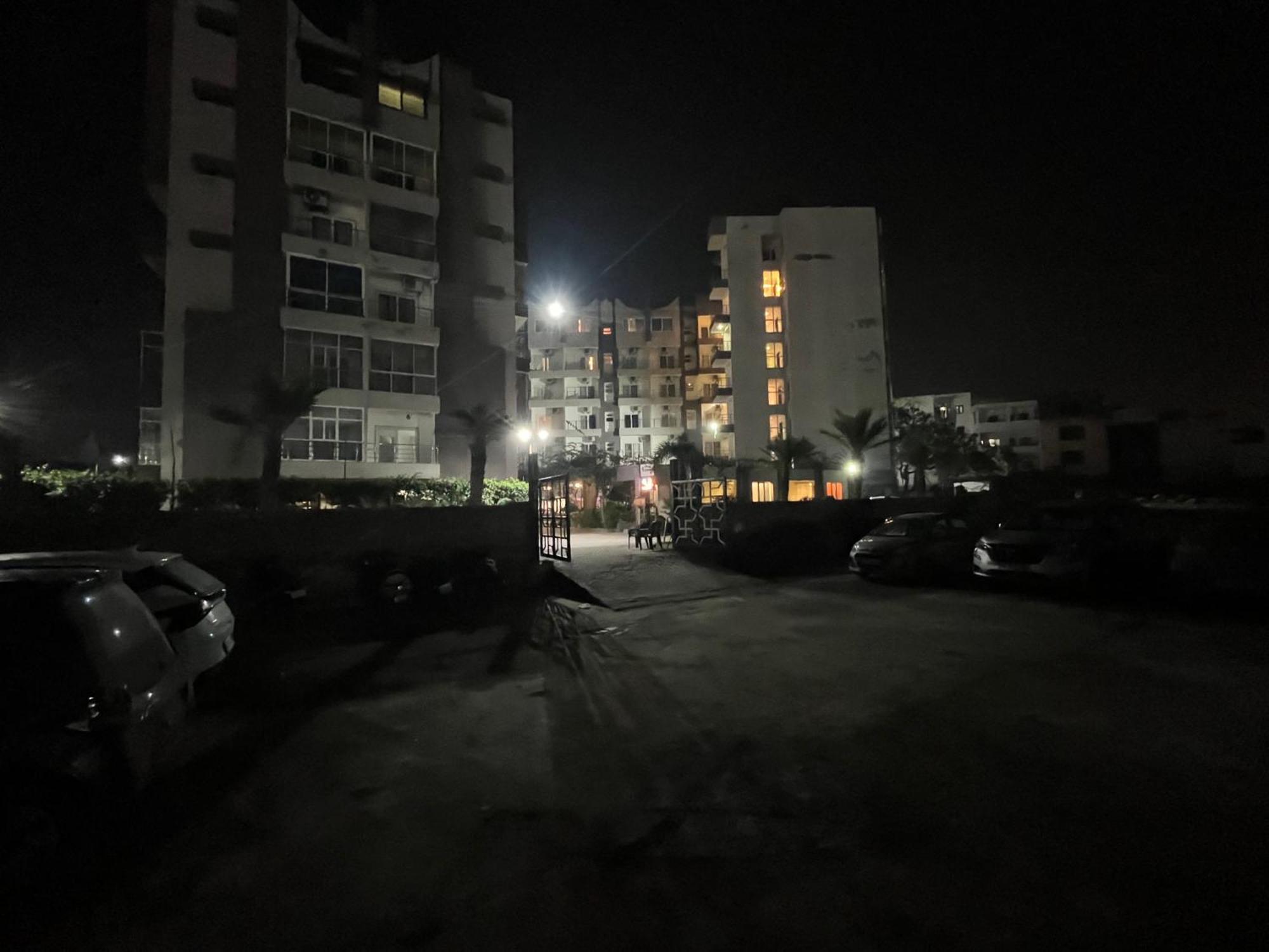 Hotel Shri Radha Nikunj - Opposite Prem Mandir Vrindavan Exterior photo